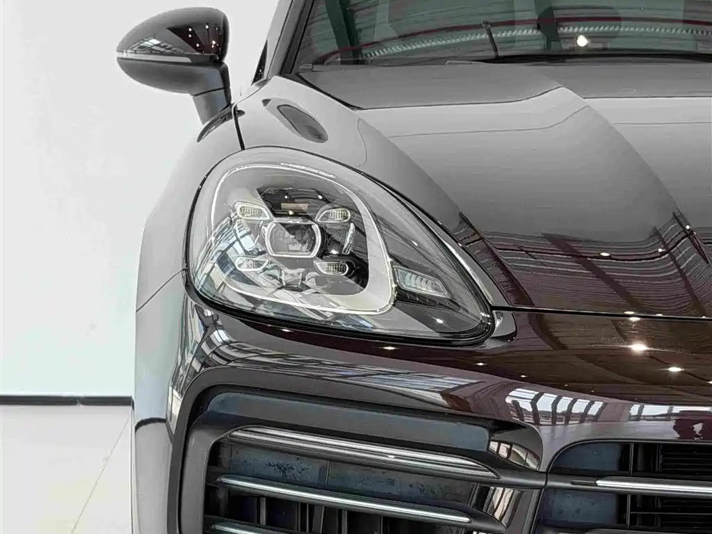 Porsche Cayenne — фото 20