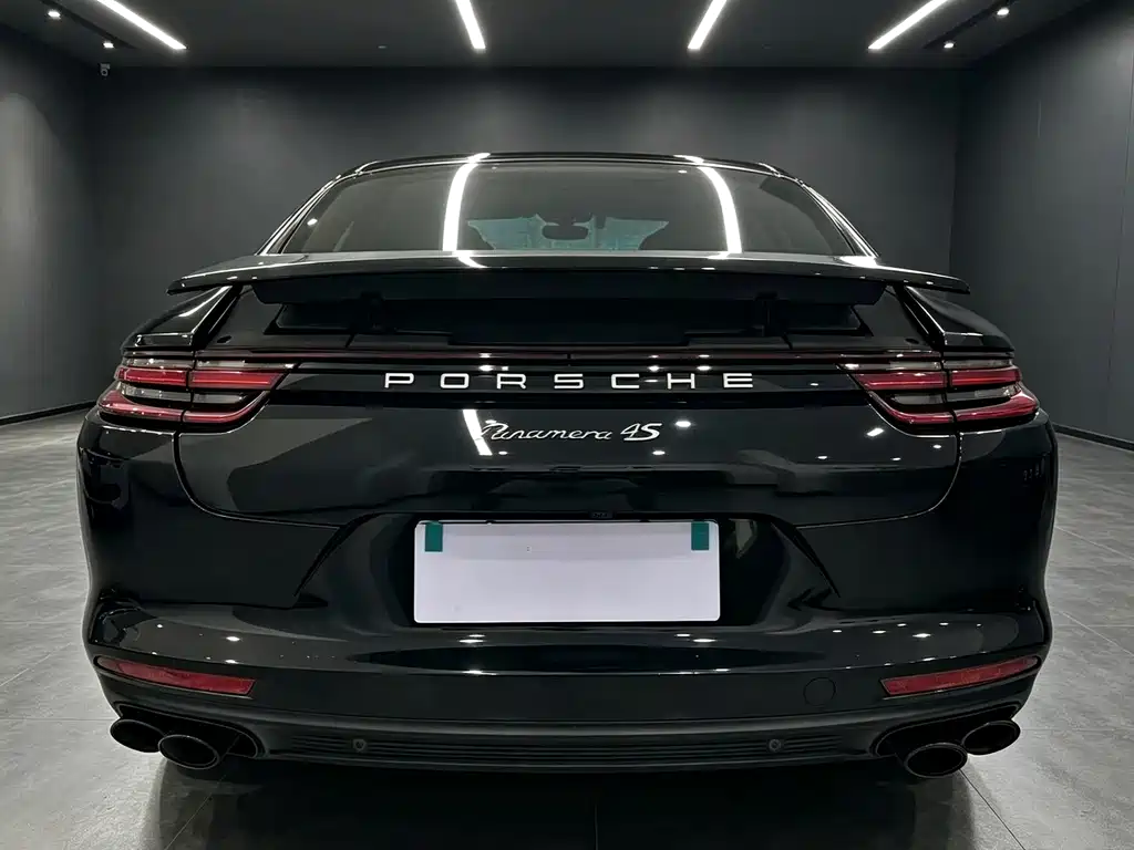 Porsche Panamera — фото 10
