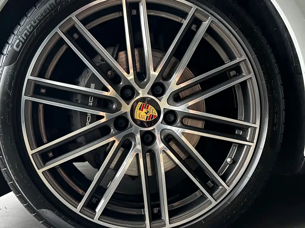 Porsche Panamera — фото 4