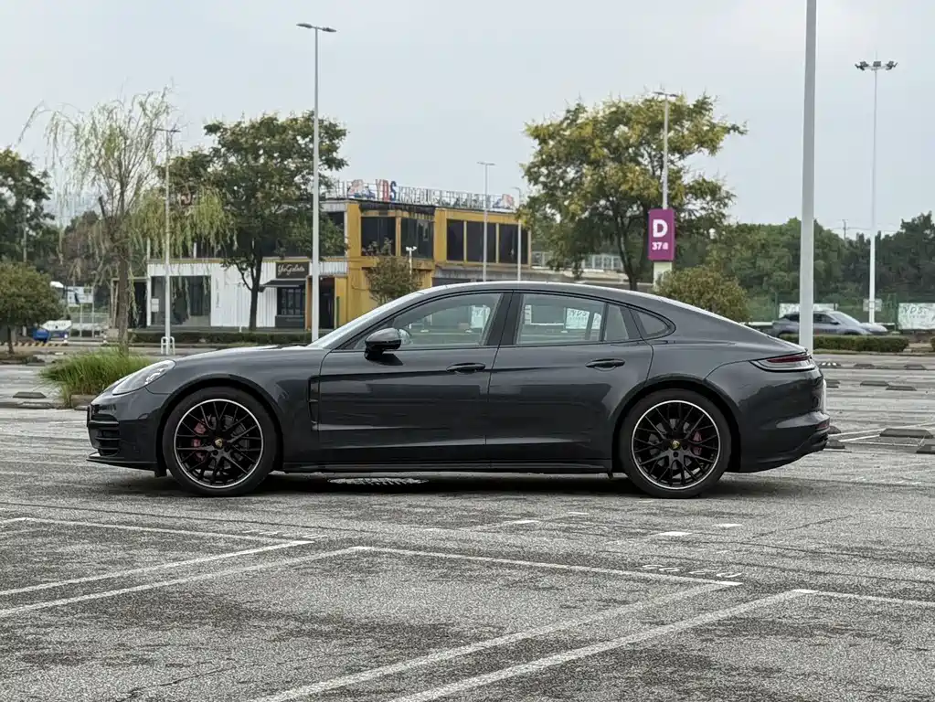 Porsche Panamera — фото 4
