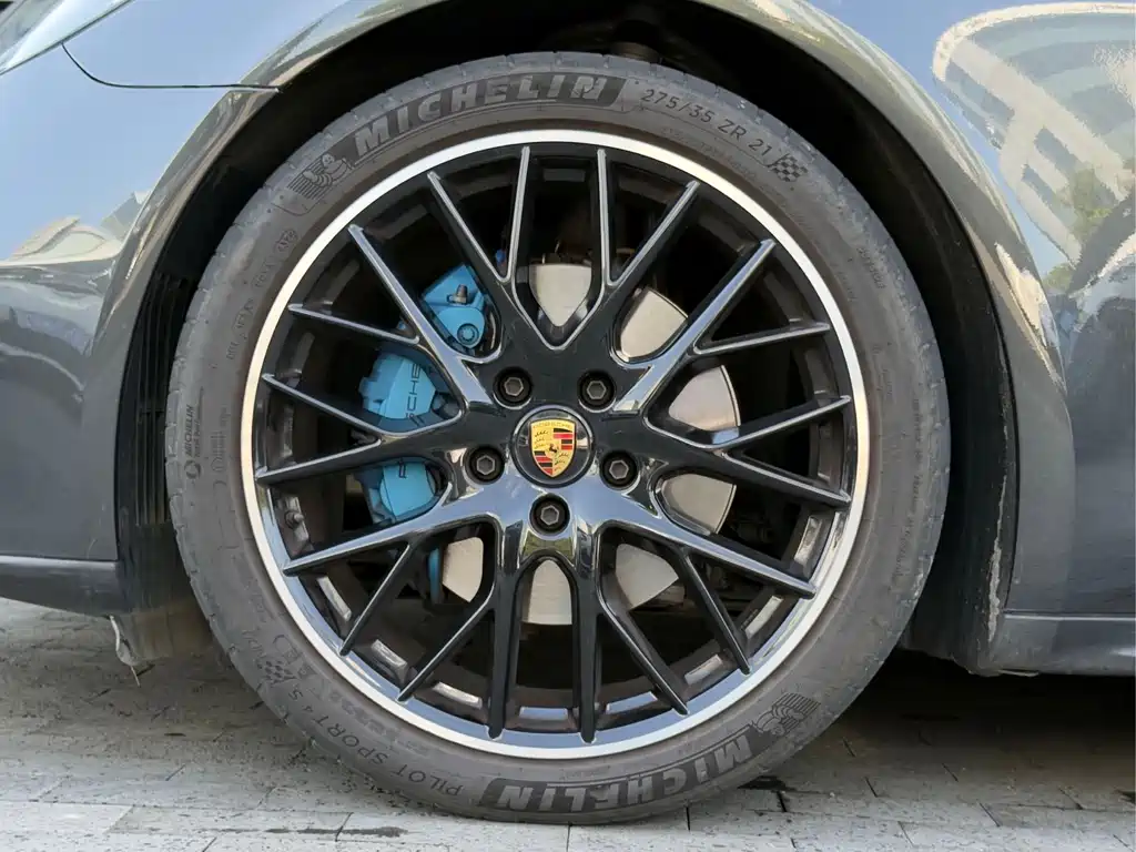 Porsche Panamera — фото 6