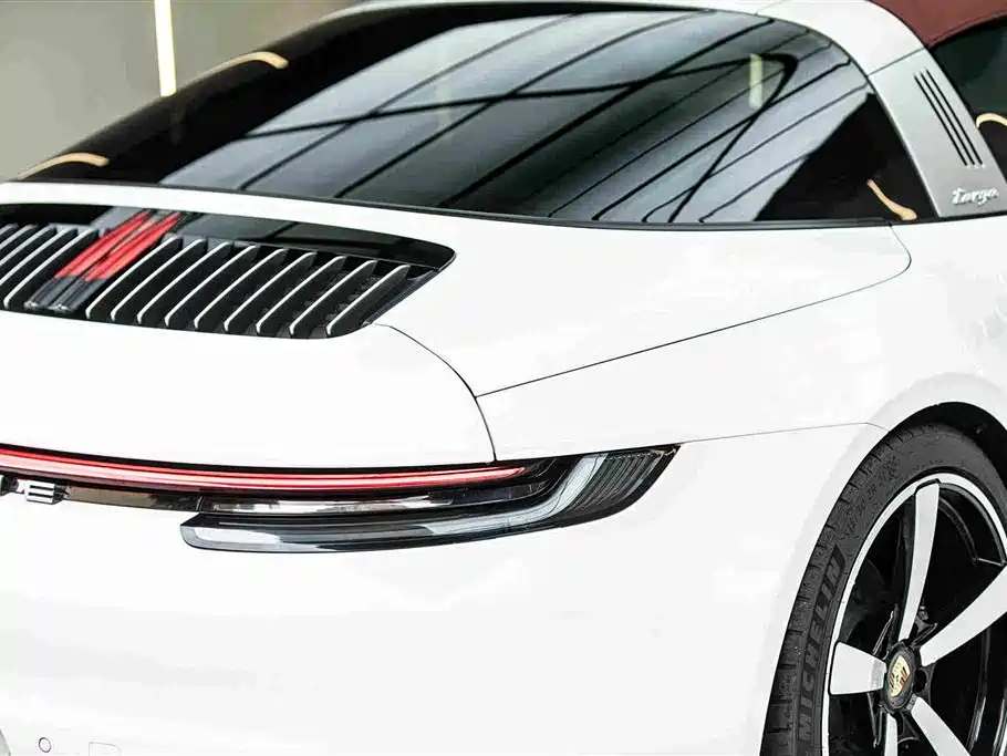 Porsche 911 — фото 6