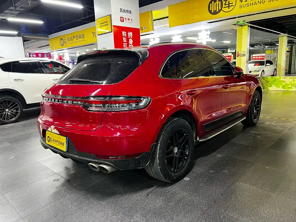 Porsche Macan — фото 9