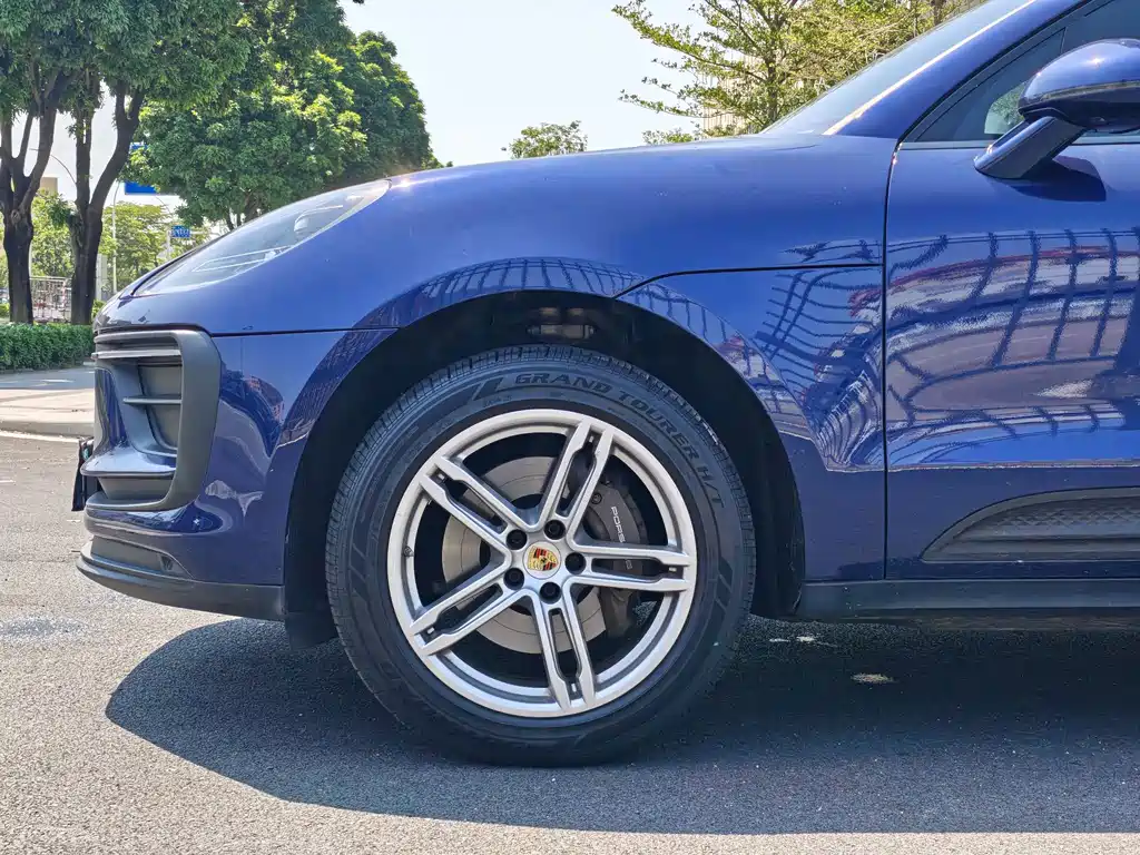Porsche Macan — фото 5