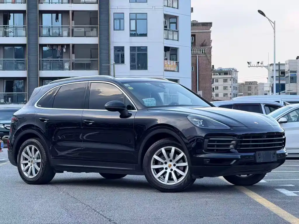 Porsche Cayenne — фото 3