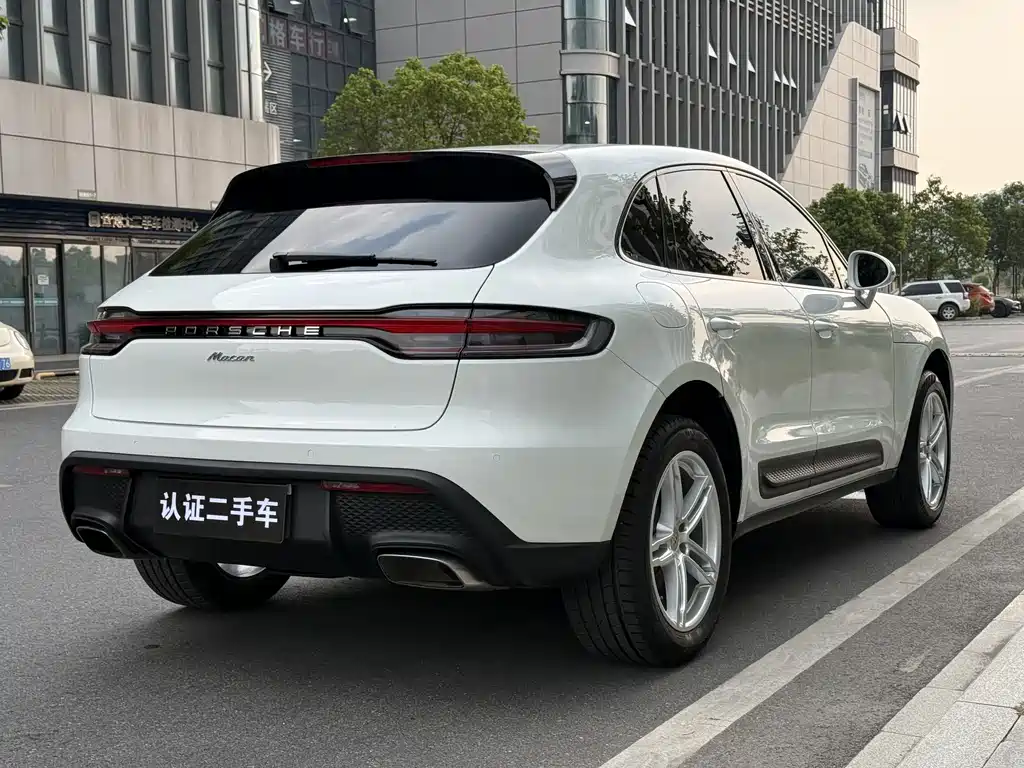 Porsche Macan — фото 7