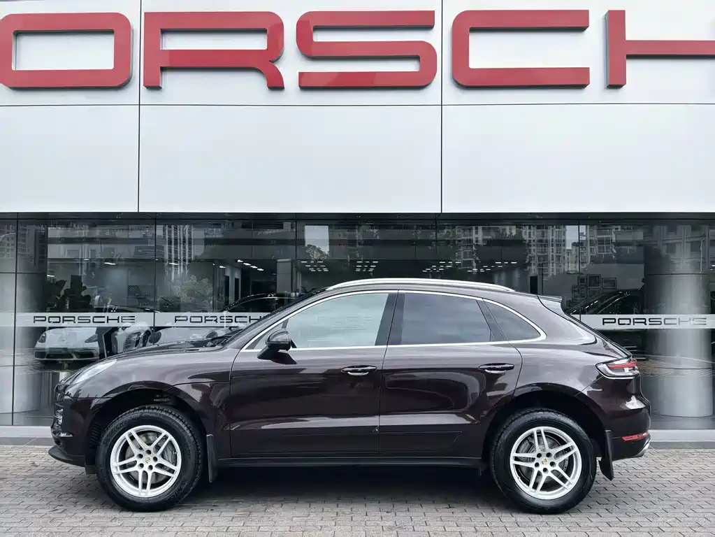 Porsche Macan — фото 4
