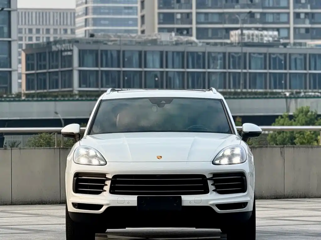 Porsche Cayenne — фото 2