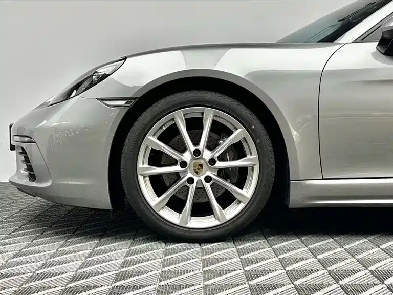 Porsche 718 — фото 7