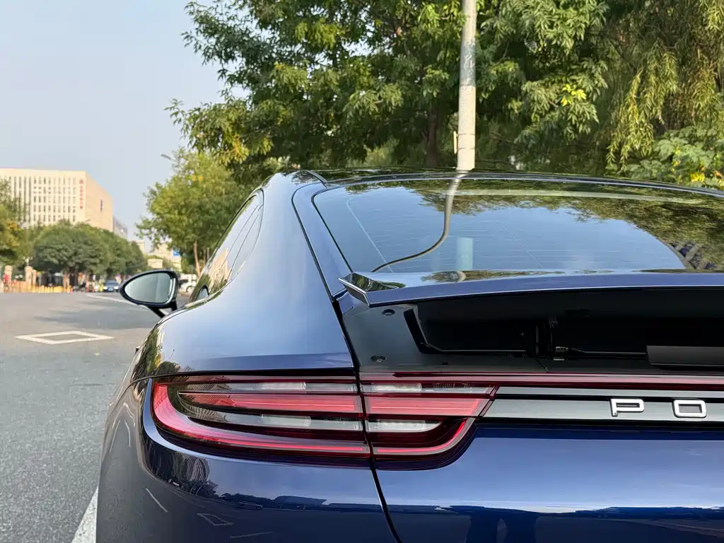Porsche Panamera Hybrid — фото 10