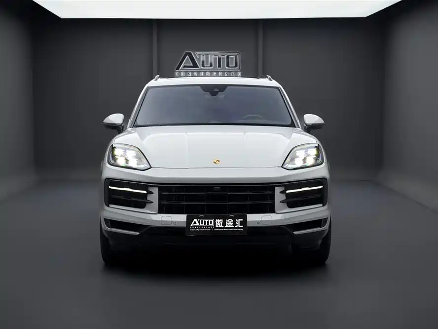 Porsche Cayenne — фото 2