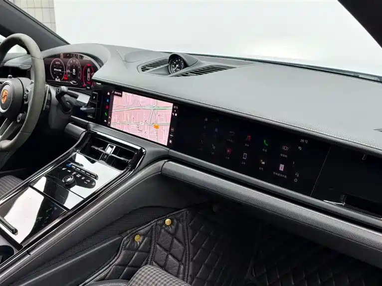 Porsche Panamera — фото 10