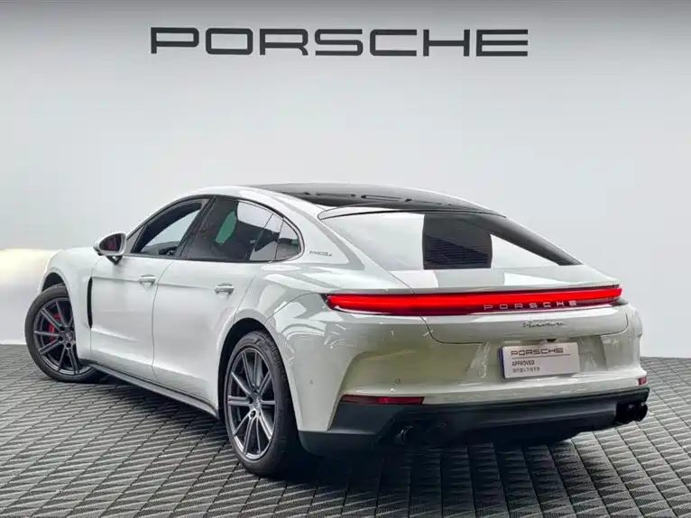 Porsche Panamera — фото 6