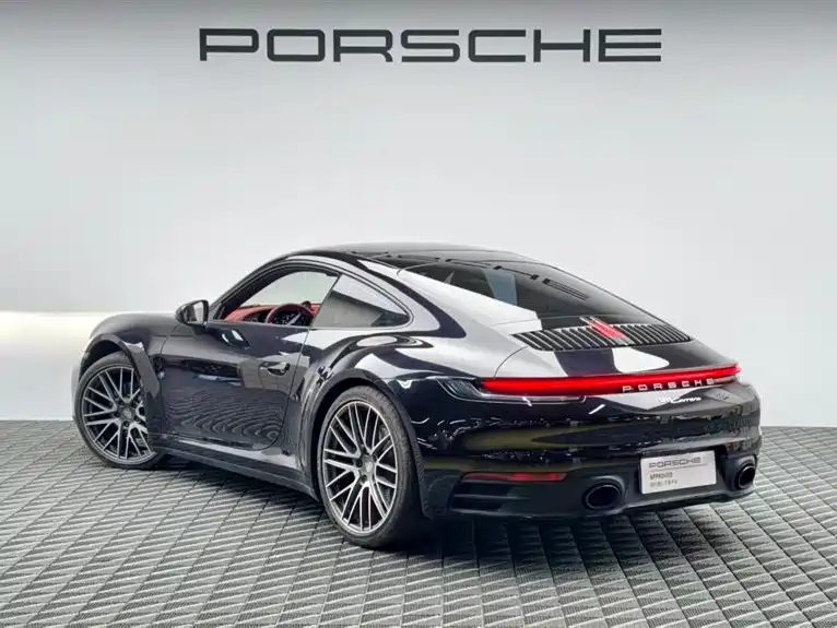 Porsche 911 — фото 6