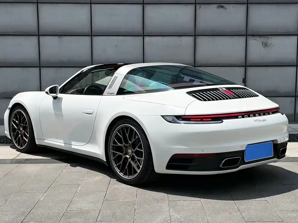 Porsche 911 — фото 9