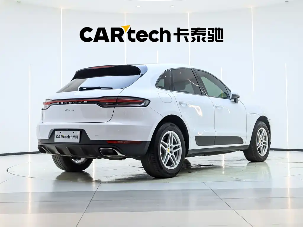 Porsche Macan — фото 6