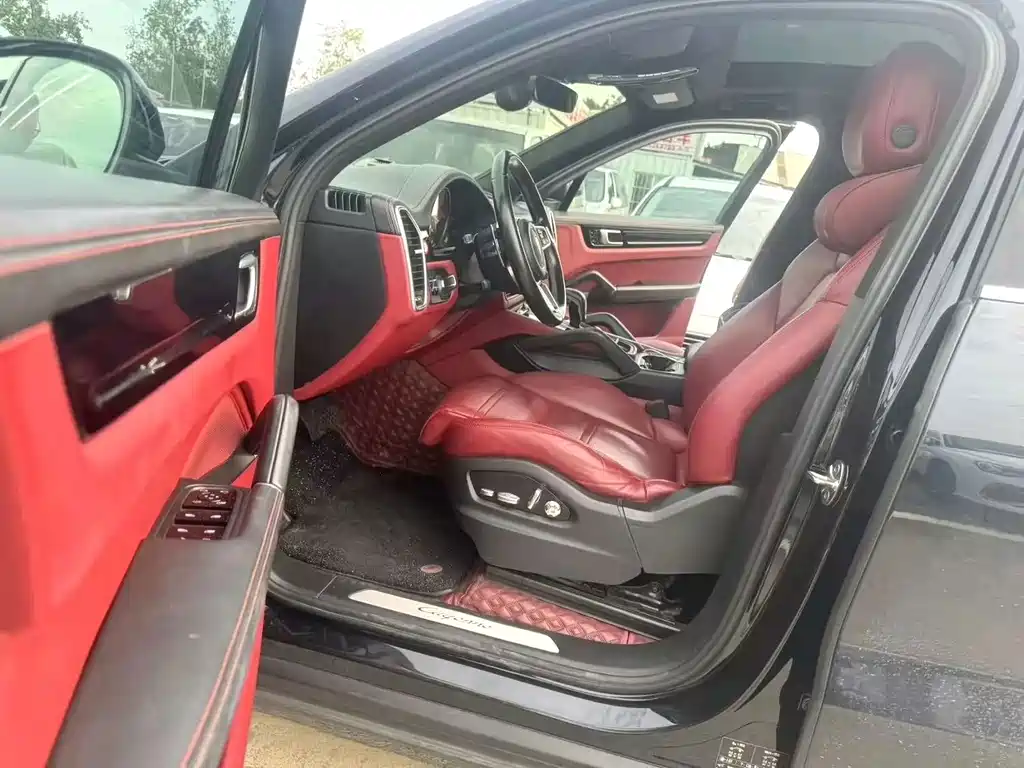 Porsche Cayenne Hybrid — фото 3