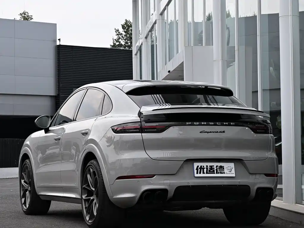 Porsche Cayenne — фото 3