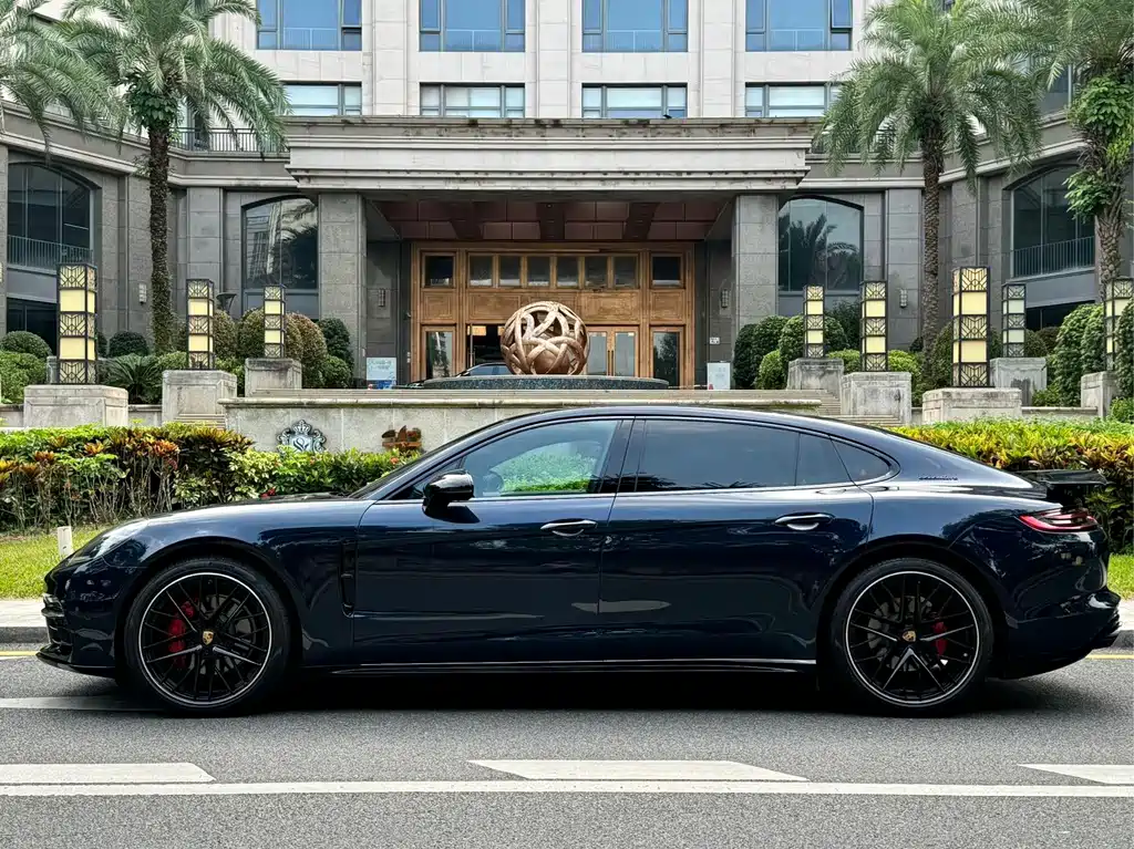Porsche Panamera — фото 4