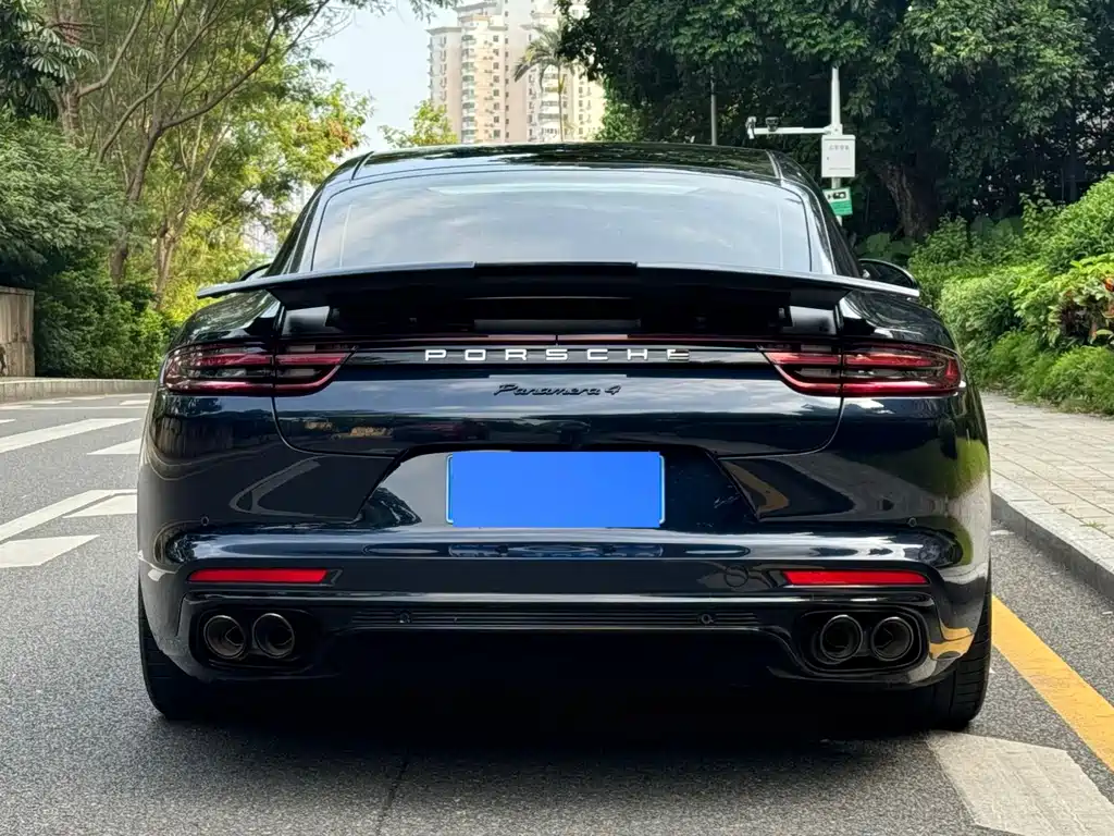 Porsche Panamera — фото 5