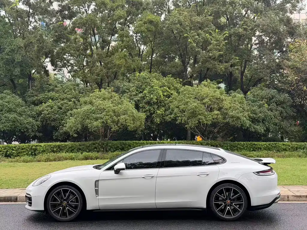 Porsche Panamera — фото 3