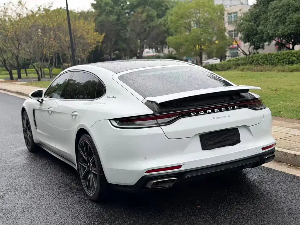 Porsche Panamera — фото 4