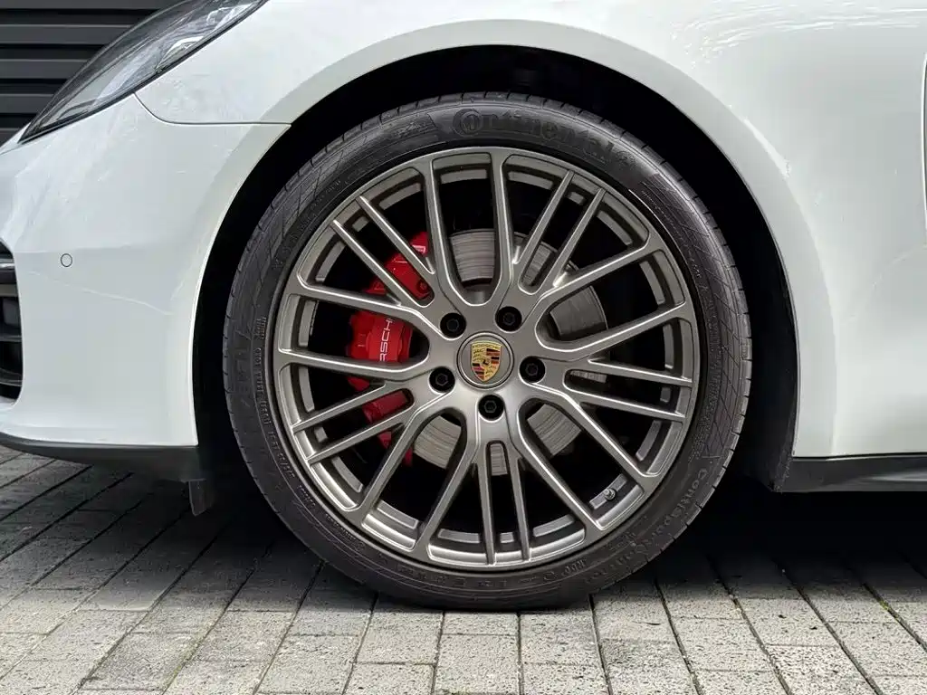 Porsche Panamera — фото 11