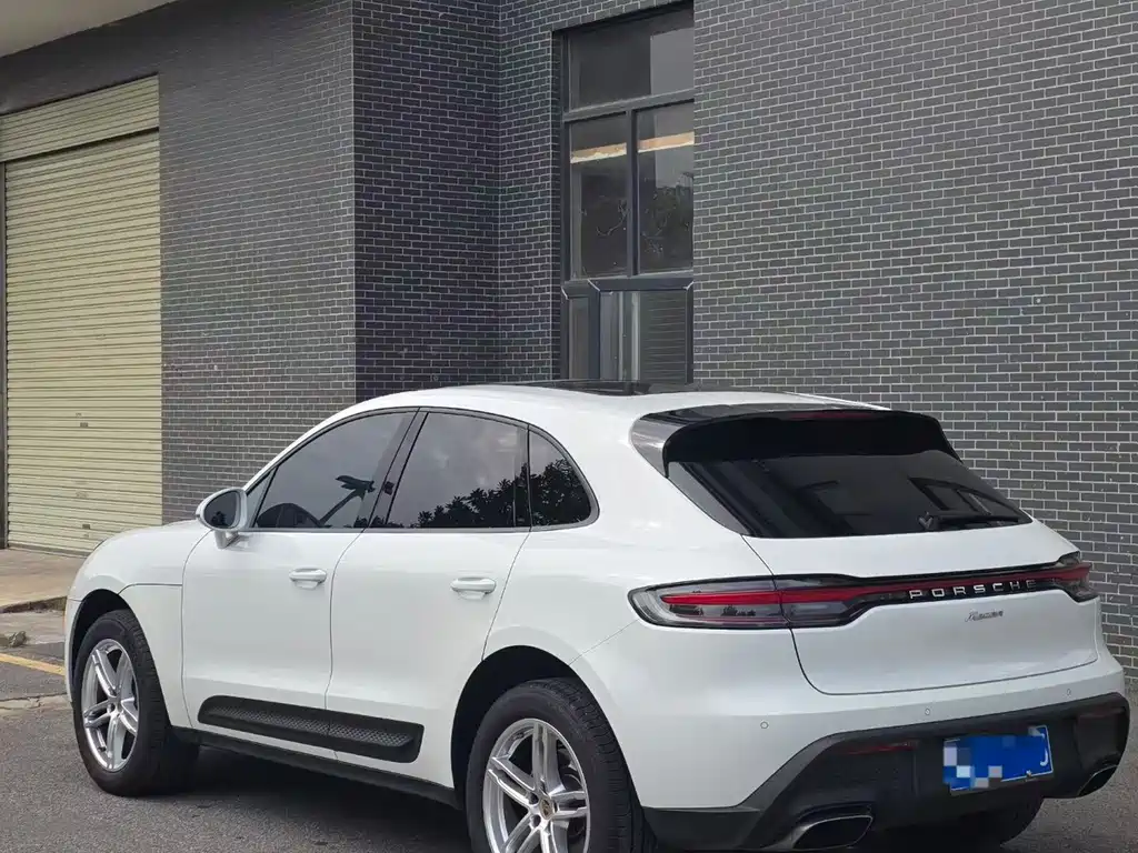 Porsche Macan — фото 9