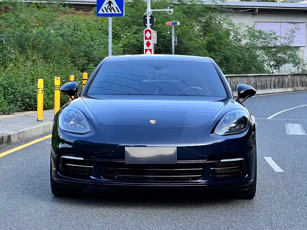 Porsche Panamera — фото 2