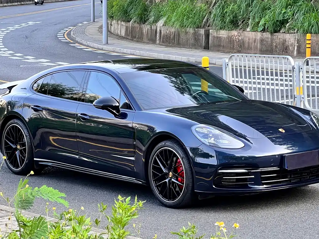 Porsche Panamera — фото 3
