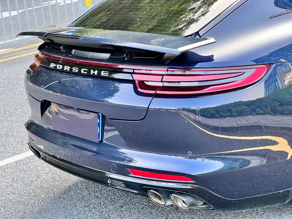 Porsche Panamera — фото 23