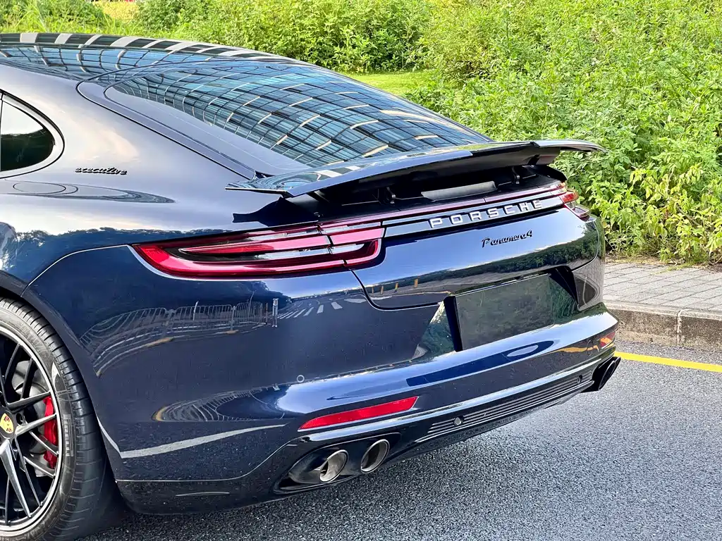 Porsche Panamera — фото 24