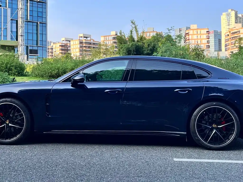 Porsche Panamera — фото 9