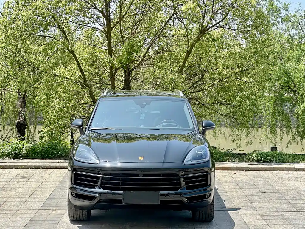 Porsche Cayenne — фото 2