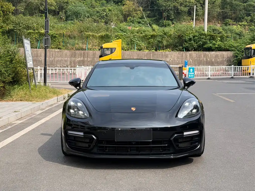 Porsche Panamera — фото 2
