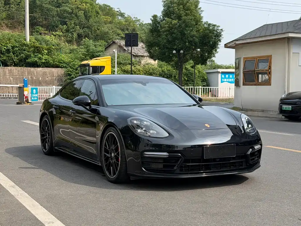 Porsche Panamera — фото 3
