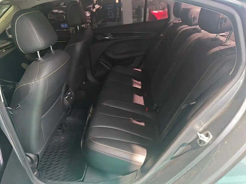 Roewe i5 — фото 17