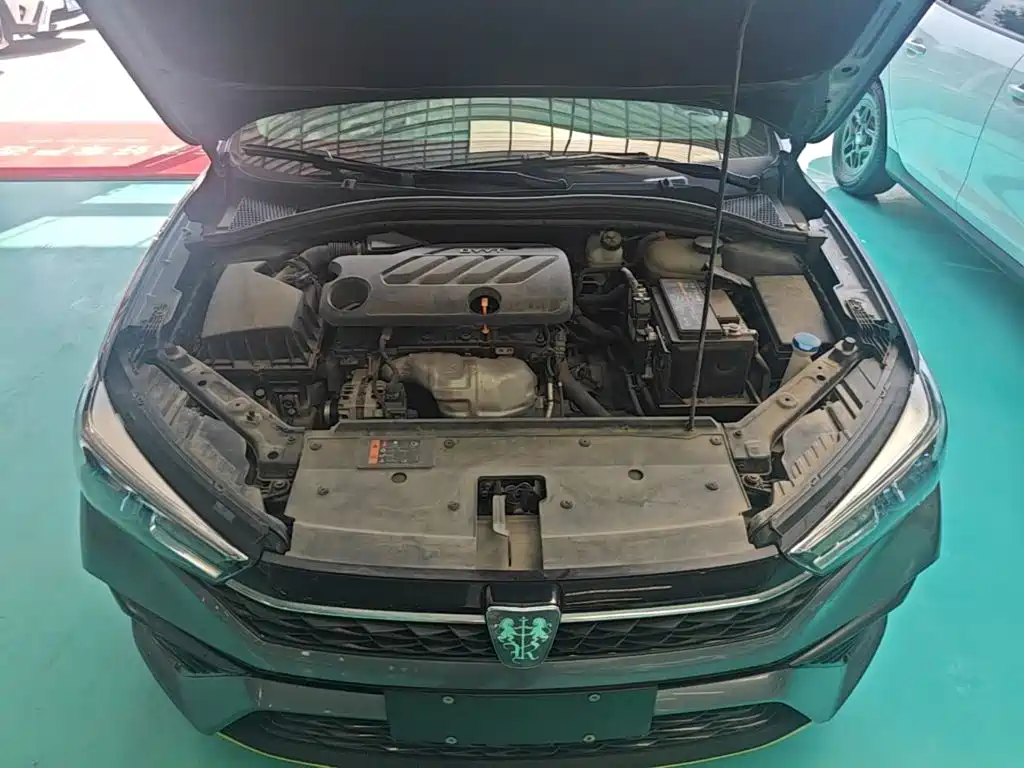 Roewe i5 — фото 20