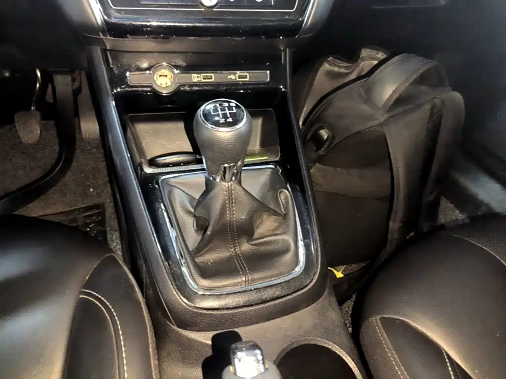 Roewe i5 — фото 14
