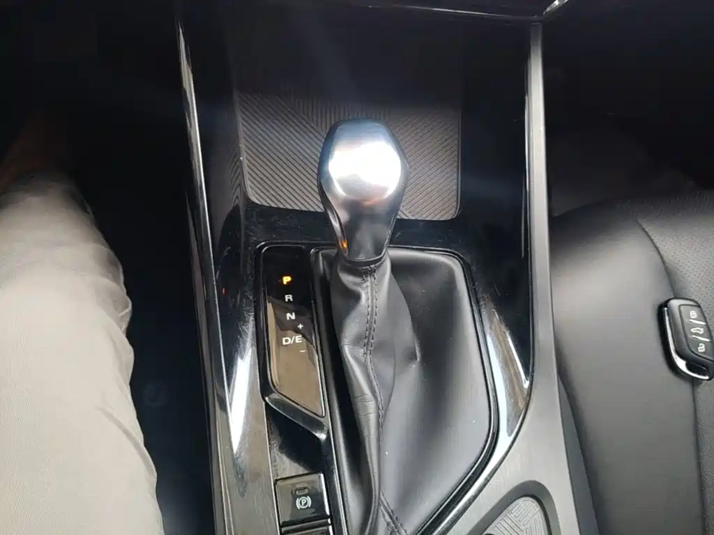 Roewe i5 — фото 14