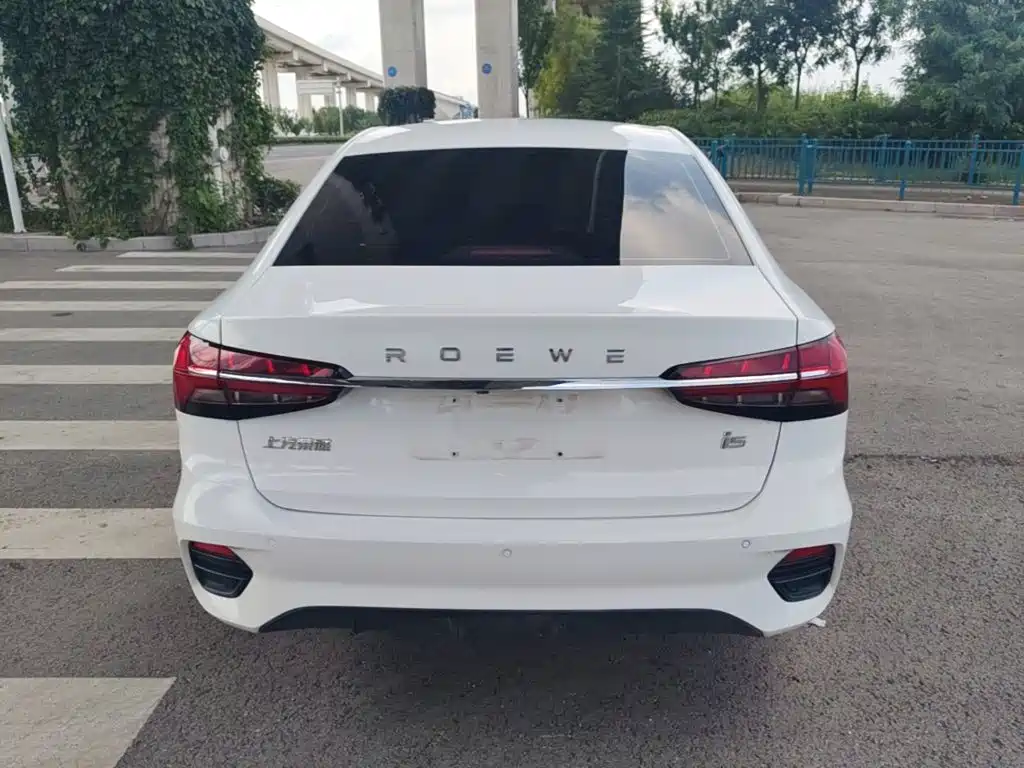 Roewe i5 — фото 6