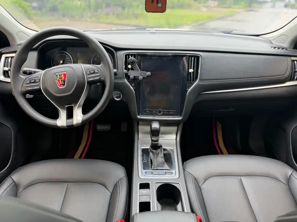 Roewe i6 Classic — фото 11