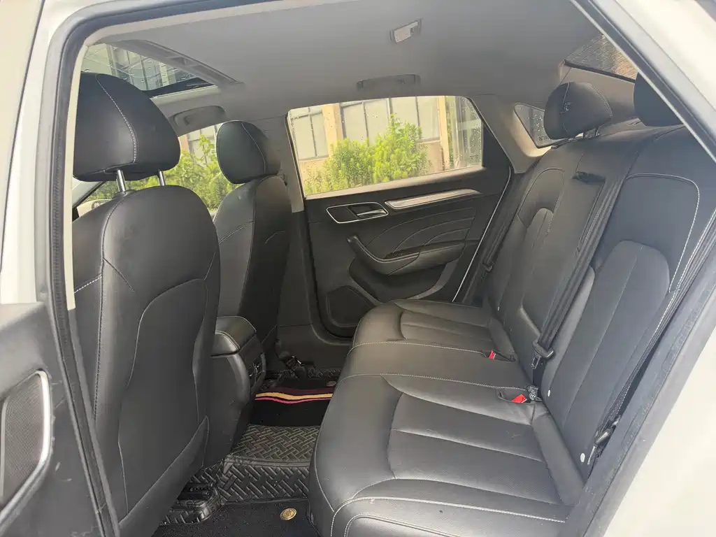 Roewe i6 Classic — фото 10