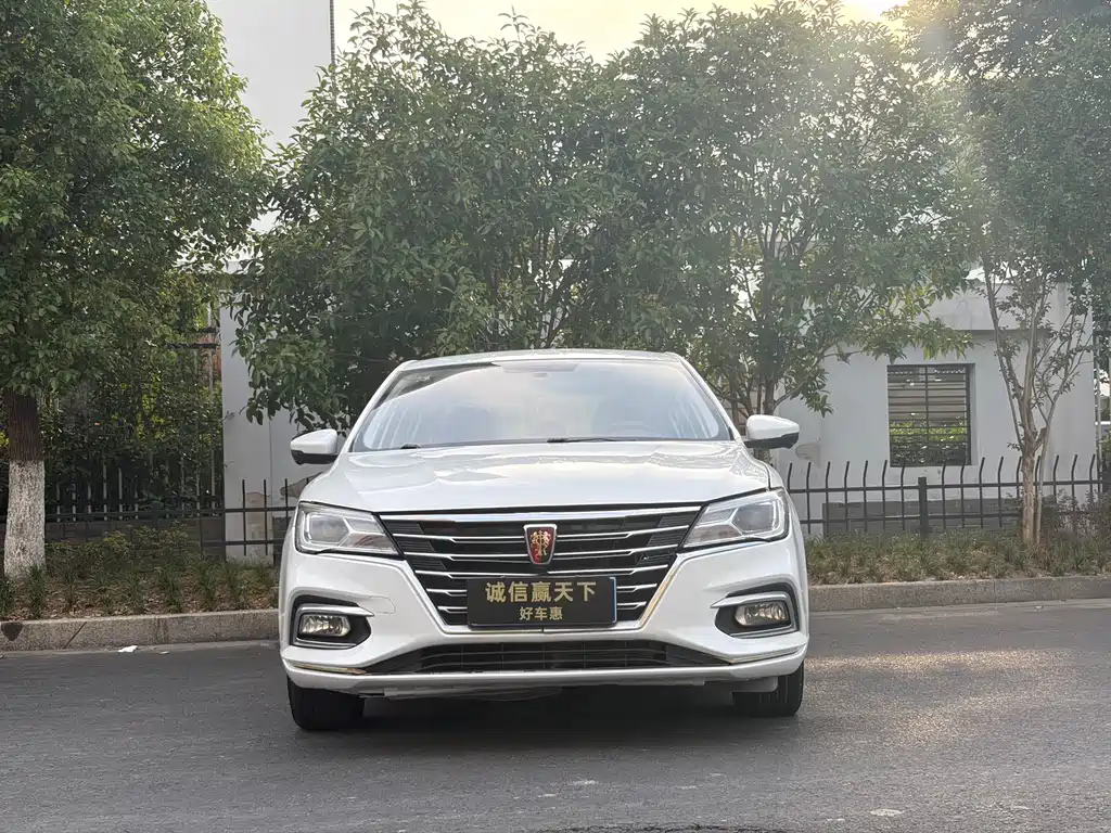 Roewe i5 — фото 3