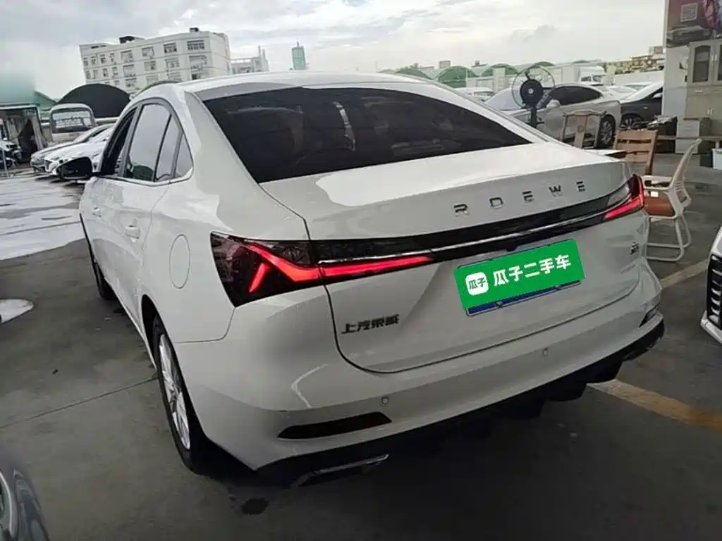 Roewe i5 — фото 23