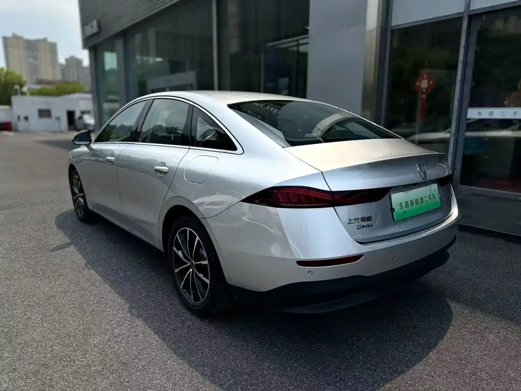 Roewe D7 — фото 4