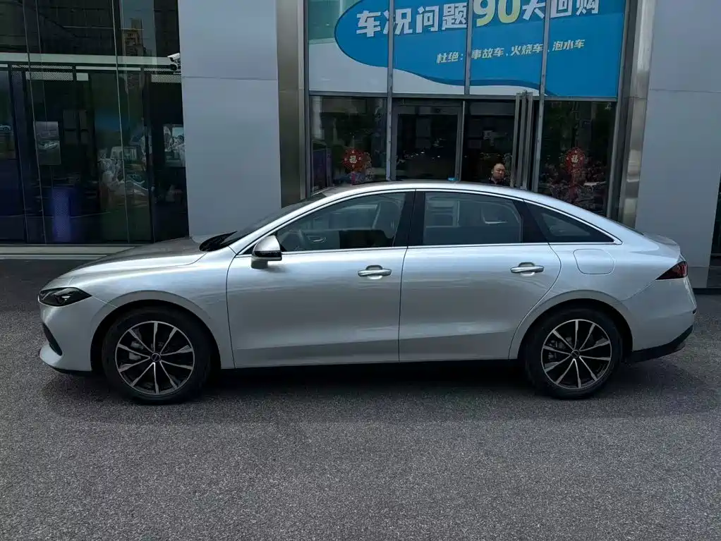 Roewe D7 — фото 7