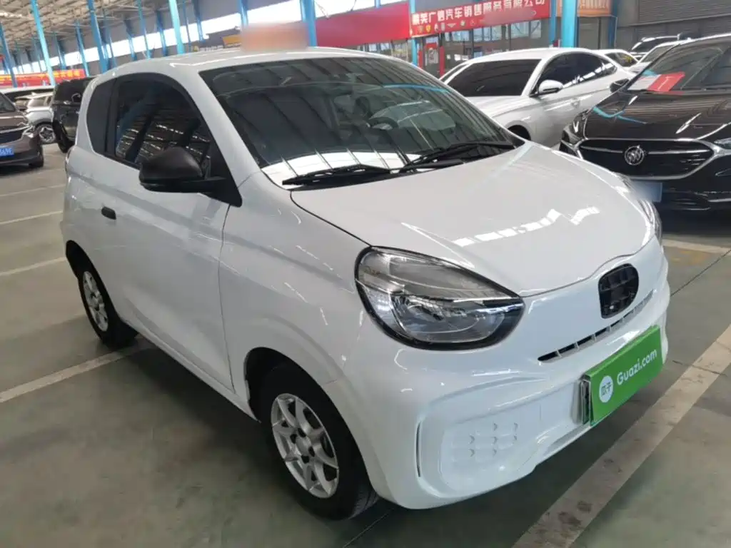 Roewe Clever — фото 4