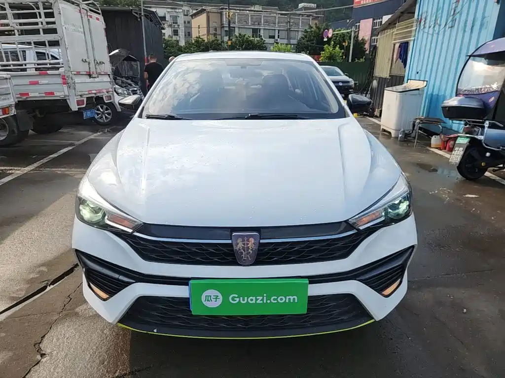 Roewe i5 — фото 3