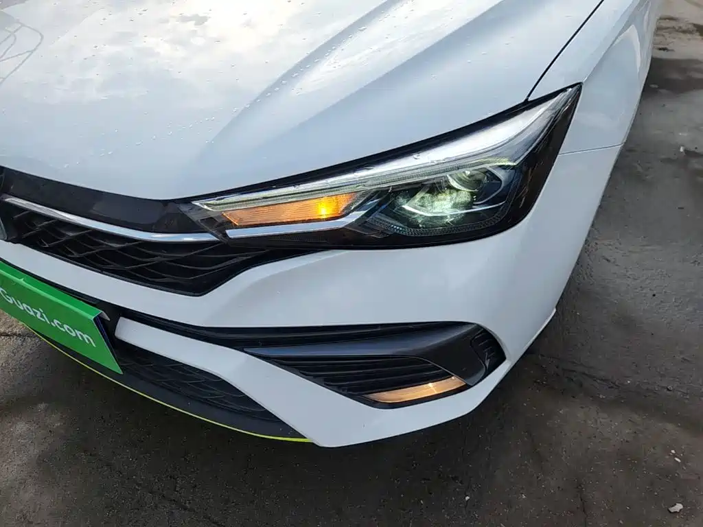 Roewe i5 — фото 24
